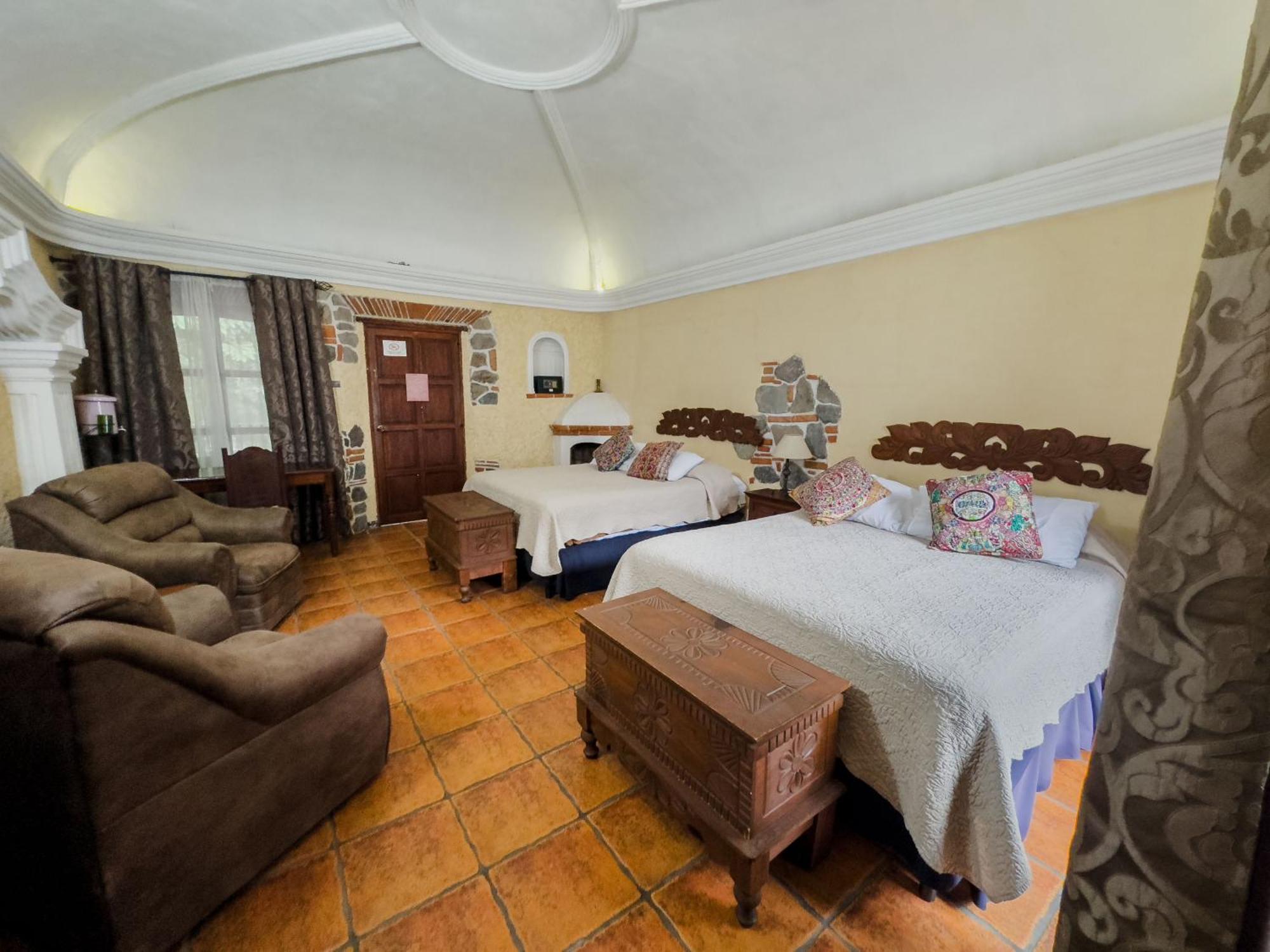 אנטיגואה גואטמלה Hotel Real Plaza חדר תמונה